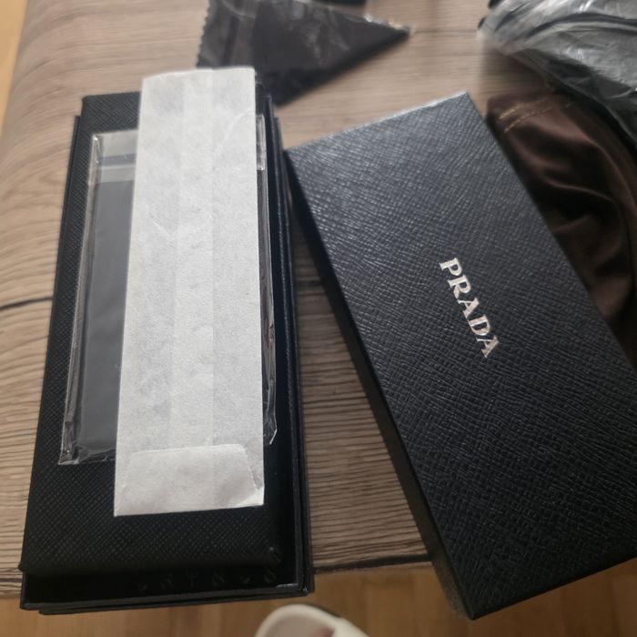 Etui na okulary Markowe & Wzorzyste (Prada, Ray-Ban, Ferrari, Jimmy Choo) + Ściereczki | NOWE