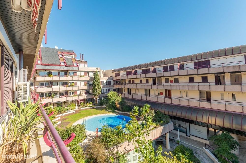 Apartamento T2 com jardim, Estoril, Cascais