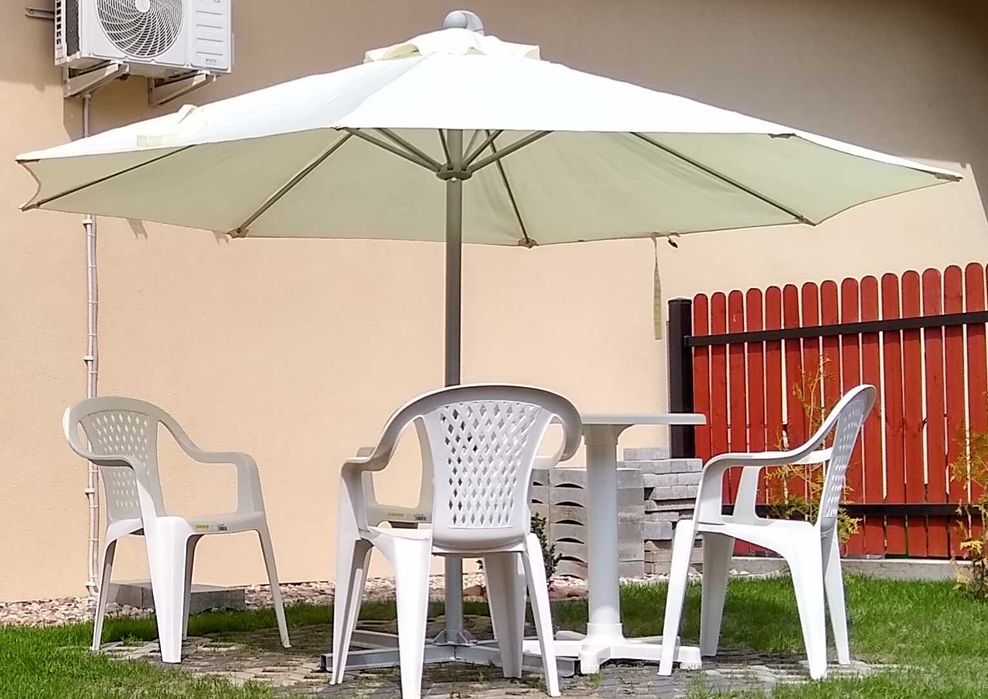 Parasol ogrodowy duży
