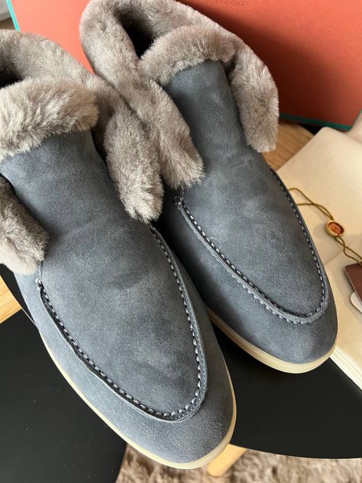 Loro Piana Open Walk Loafers z futrem – szare, rozmiar 42