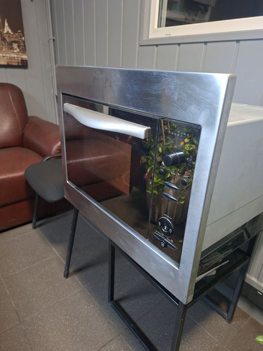 Kuchenka elektryczna mikrofalowa piekarnik