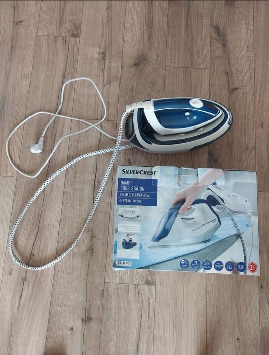 Żelazko parowe ze stacją do prasowania parą poziom pion stacją bazową