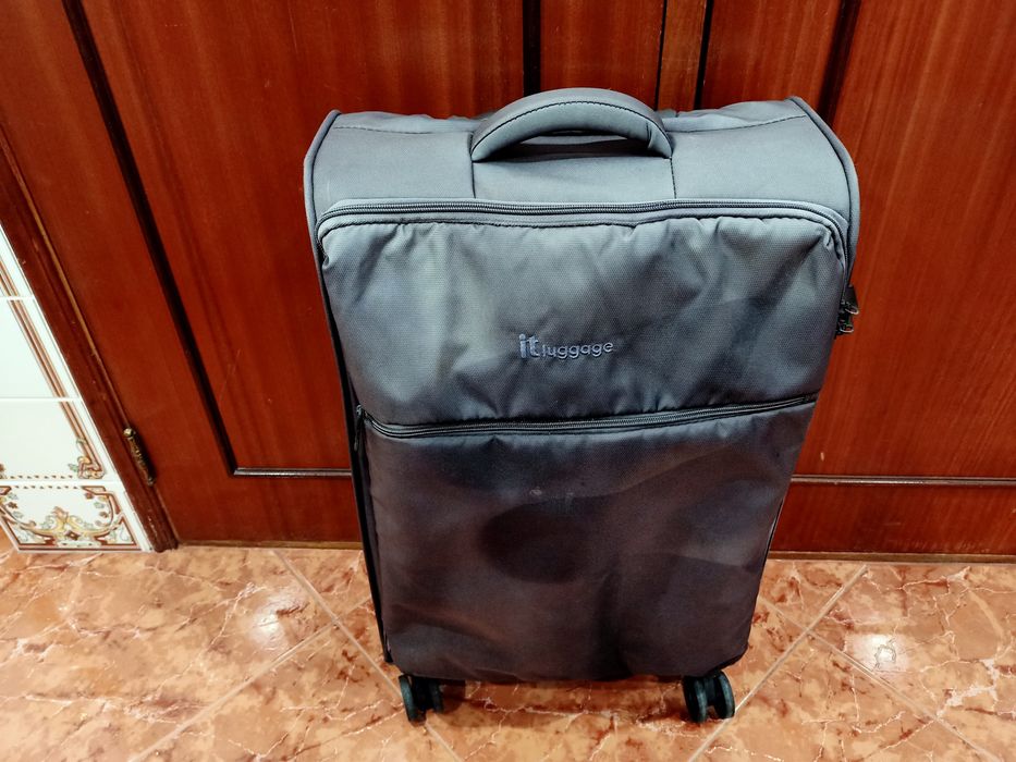Mala malas de porão até 23 kg viagem casa quarto apartamento vivenda.