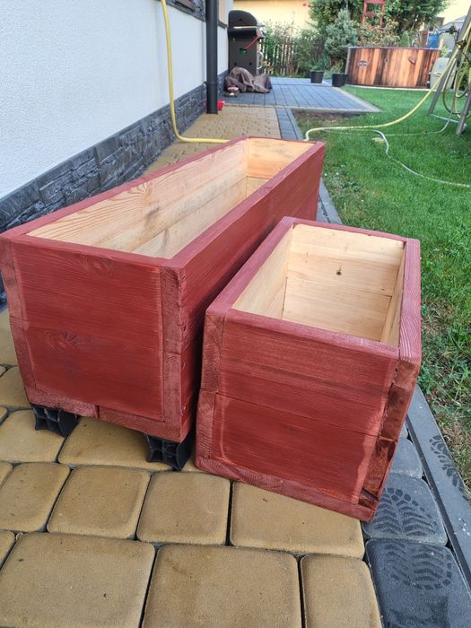 Donica,skrzynka na kwiaty,warzywa roślinki, polecam