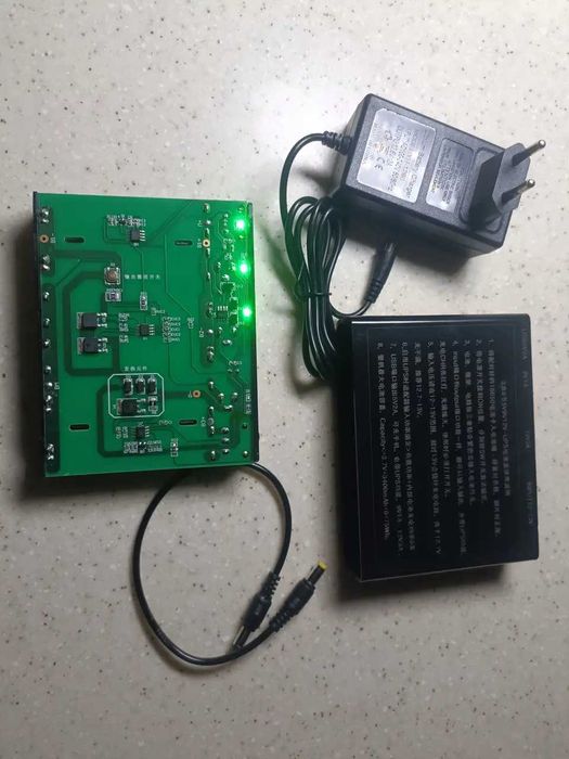 Блок безперебійного живлення 76W для роутера, відеокамер та ін