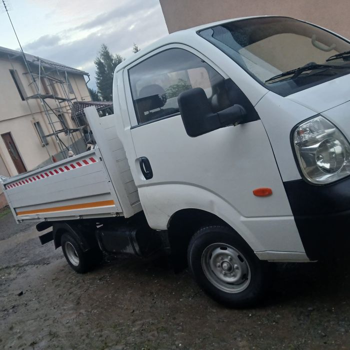 Kia K2500,samochód ciężarowy,kiper