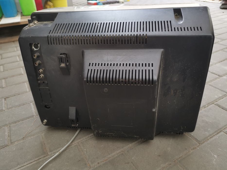 Neptun m257color telewizor prl sprawny
