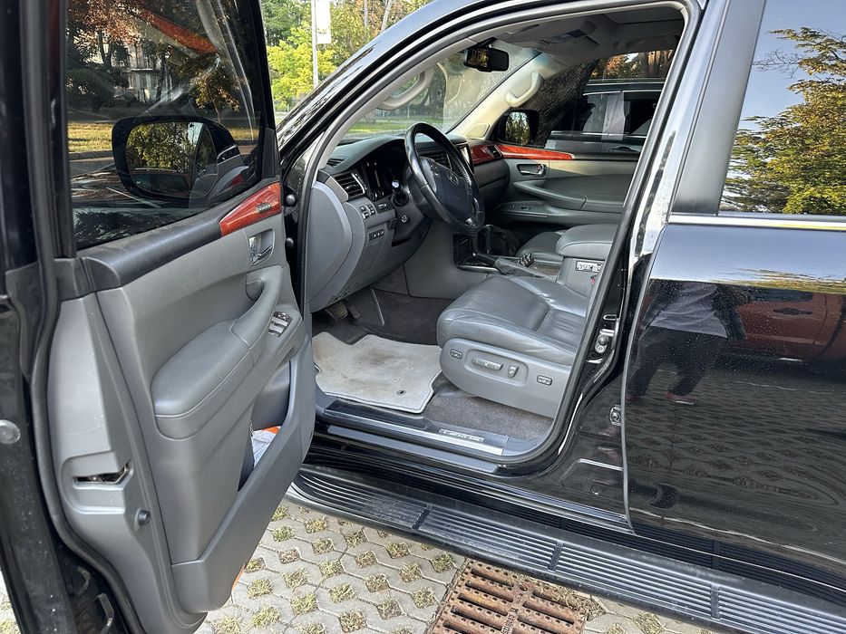 LEXUS LX570 2008