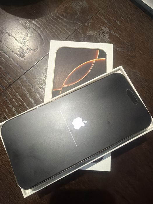 Iphone 16 Promax 256 Gb zloty stan idealny