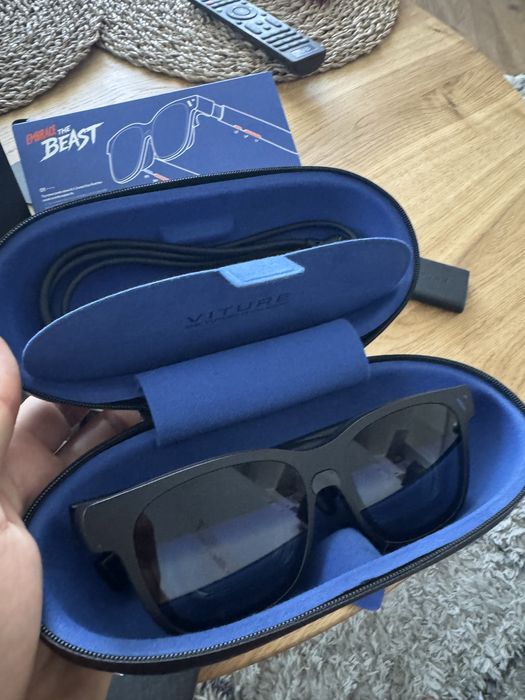 Viture Beast XR bogaty zestaw w stanie idealnym