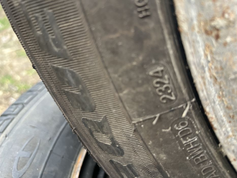 Резина 215/65r16c З дисками