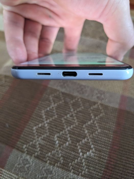 Смартфон Google Pixel 3a xl 4/64