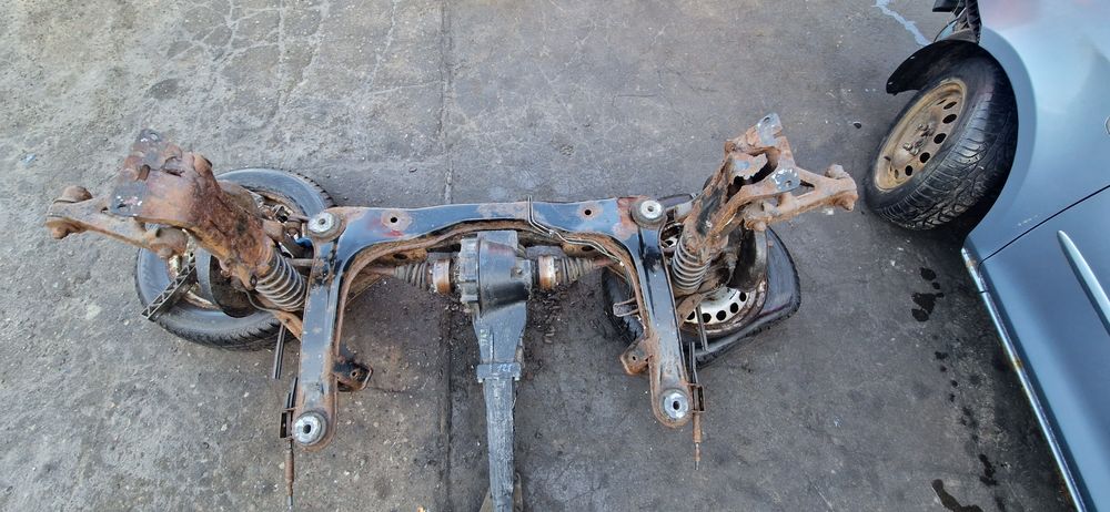 Sanki Dyfer Wał Wahacz Qattro AUDI A4 B5 1.9TDI  DAJ  Kombi ABS Sprawn