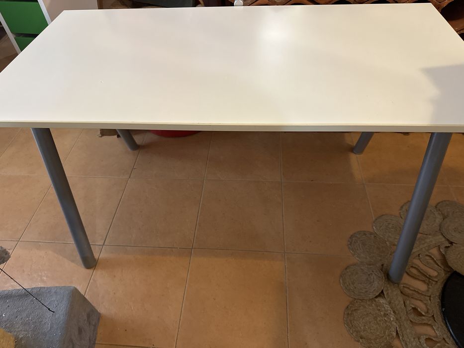 Mesa Secretária IKEA