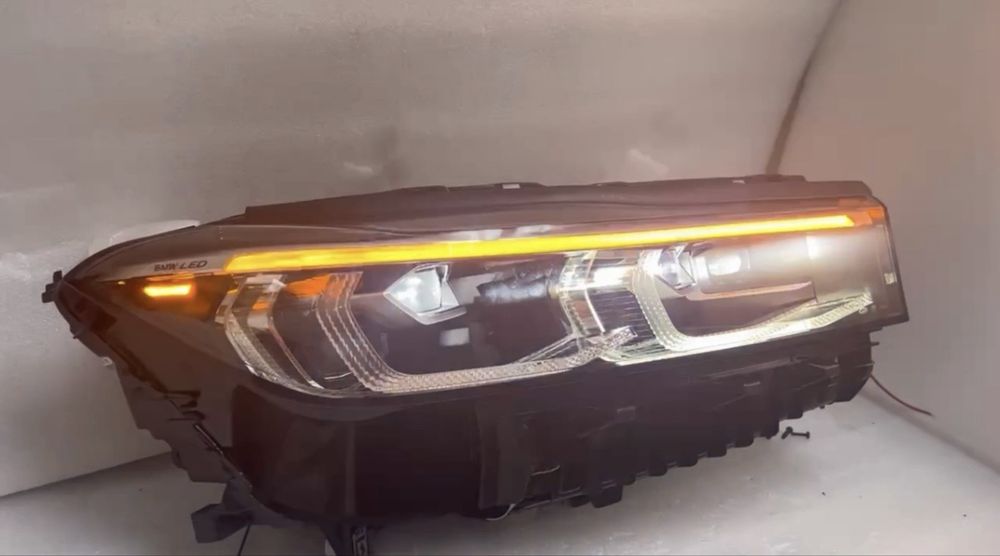 Фара права BMW G11/G12 LCI америка, USA, CША комплектна з блоками
