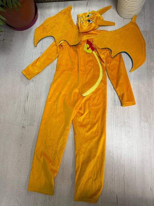 Новорічний костюм дракона , покемона, з крилами