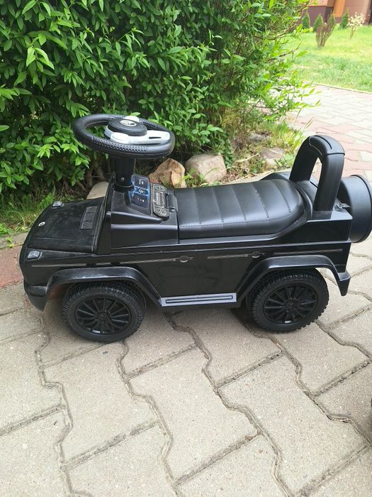 Jeździk Mercedes
