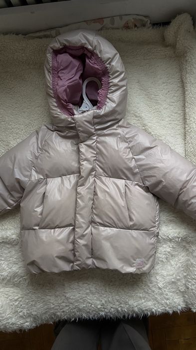 Продам куртку Zara 104розмір