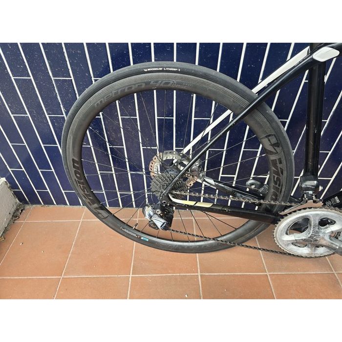 Trek carbono ultegra di2 rodas de carbono