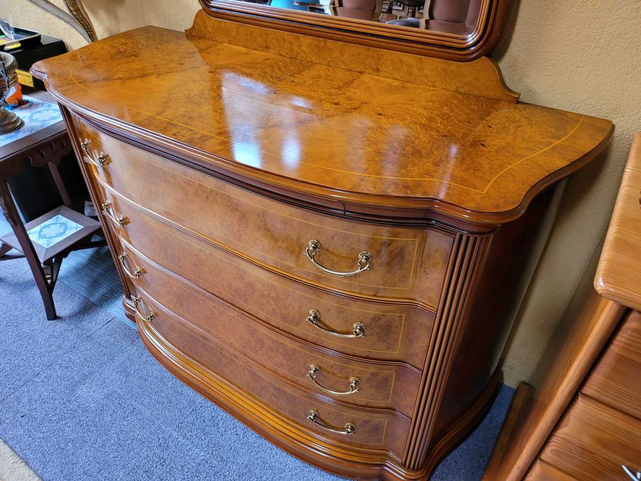 Excelente cómoda com espelho - óptimo estado e qualidade