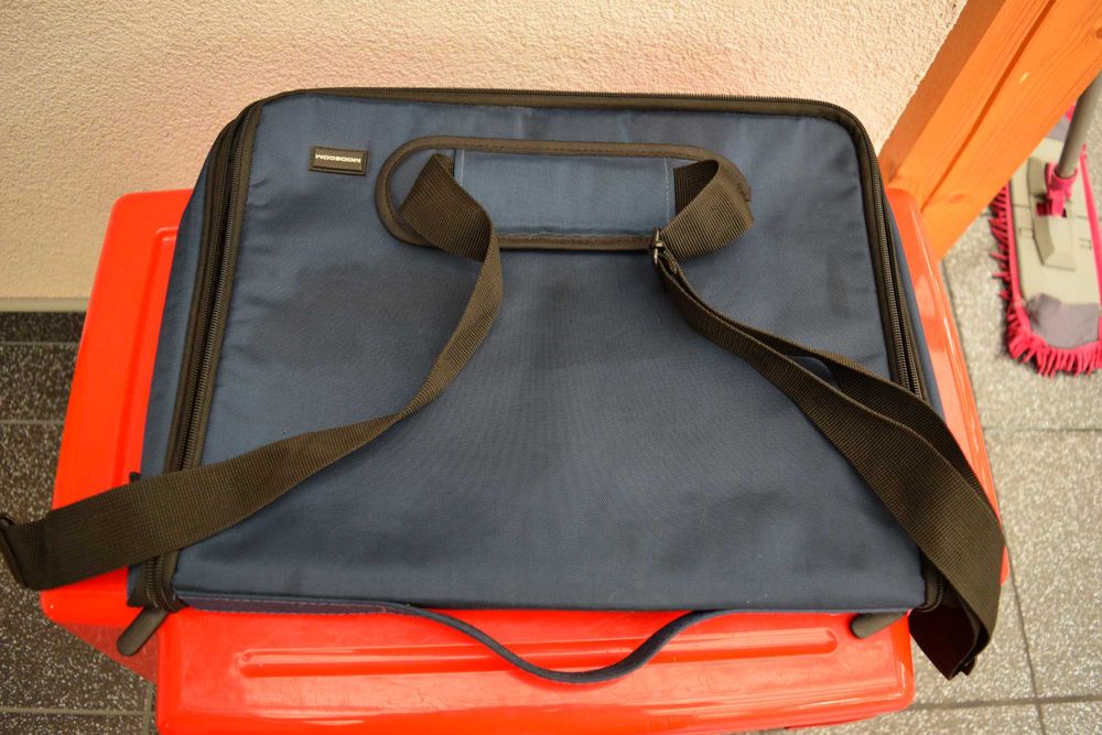 Teczka do Laptopa na Pasku Jak Nowa*40x30*Okazja*Olsztyn*Wysyłka