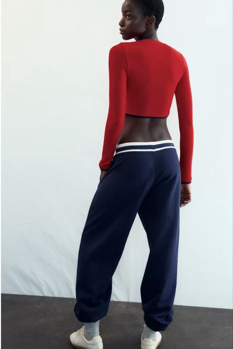 Укорочена футболка лонгслів Zara