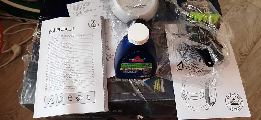 Odkurzacz piorący Bissell 750W