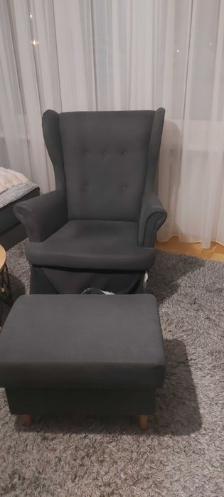Fotel używany z pufą