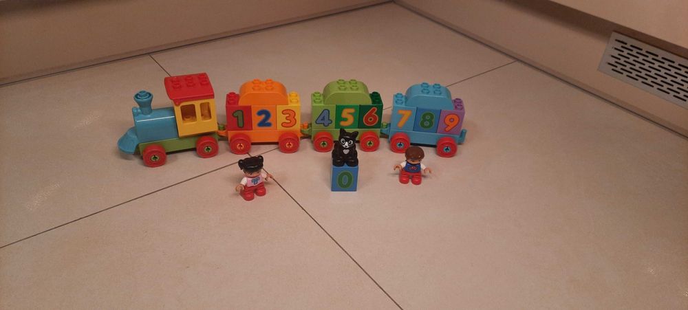 LEGO DUPLO, klocki Pociąg z cyferkami, 10847