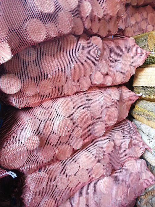 Drewno kominkowe opał brykiet wędzenia, drzewo rozpałka brykiet pellet