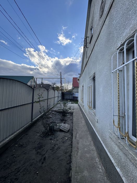 Дом с ремонтом, р-н Большой Таврии