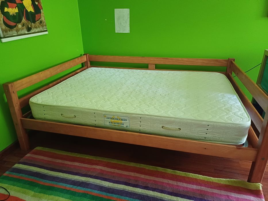 Cama madeira pinho mel