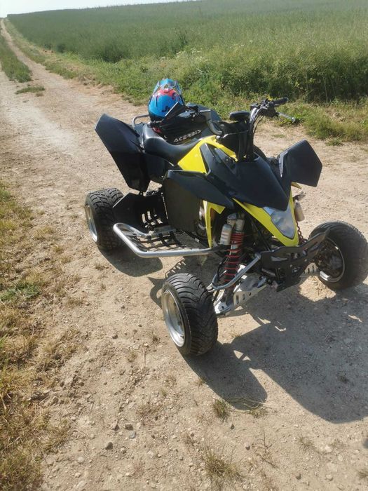 Suzuki LTZ 400 com matricula
