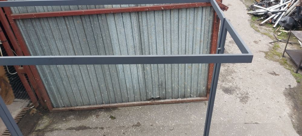 Przecena industrialny wieszak stalowy dwustronny 60x120x160 cm