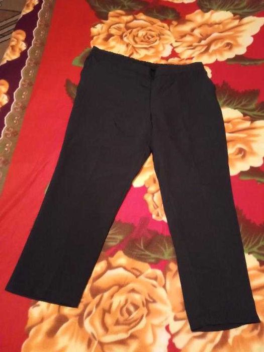 Новий жіночий костюм трійка великого розміру.