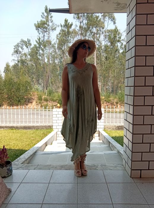 Vestido verde soltinho