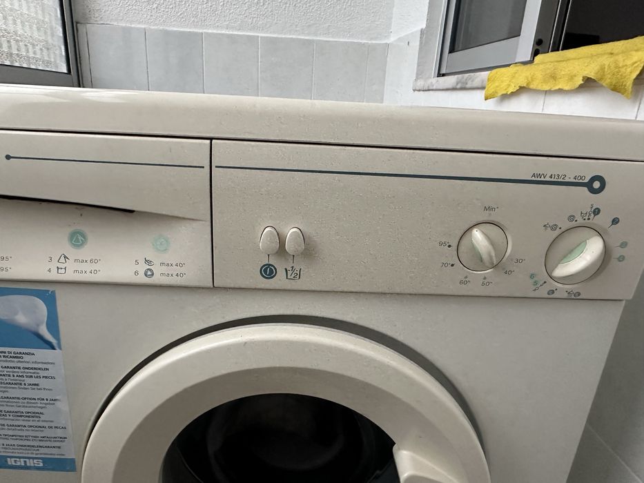 Maquina de lavar roupa. Funciona a 100% Venda Urgente