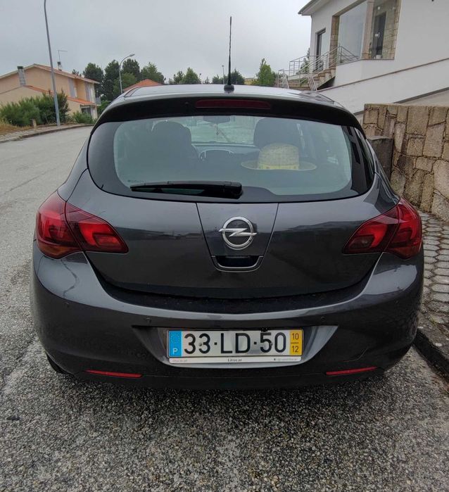 Opel Astra 1.7 CDTI 125cv COSMO 2010