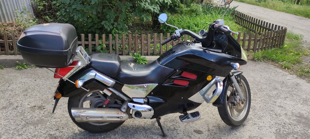 Продам мотоцикл cf moto