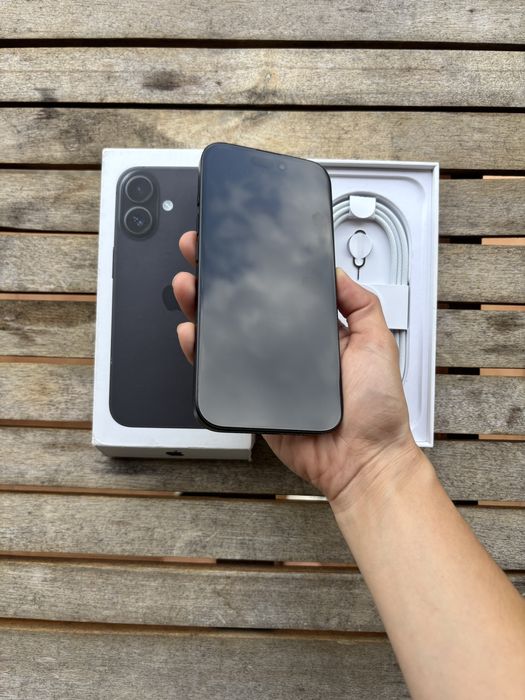 iPhone 16 - 128GB | Preto