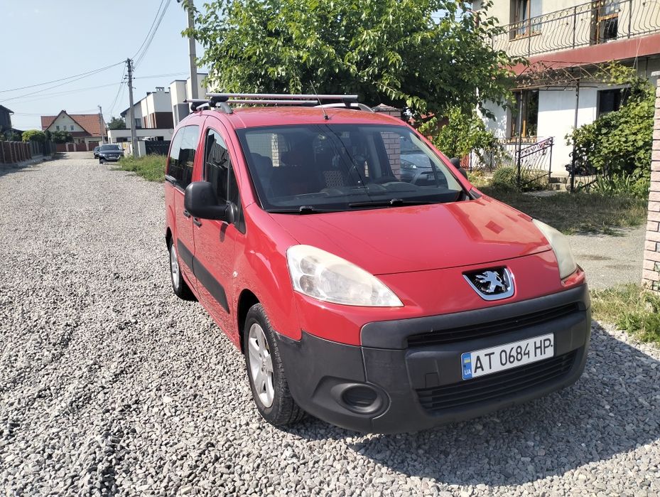 Peugeot partner 1,6, робоча машина, їде гарно, вкладень не потребує