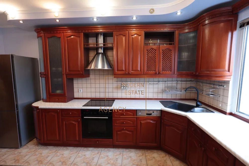 3-кімнатна квартира 104 м² біля м. Позняки з ремонтом та технікою|без%