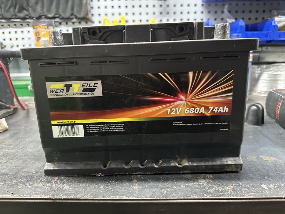 Аккумулятор 74 Ah 680 A 12V Wertteile 574104068
