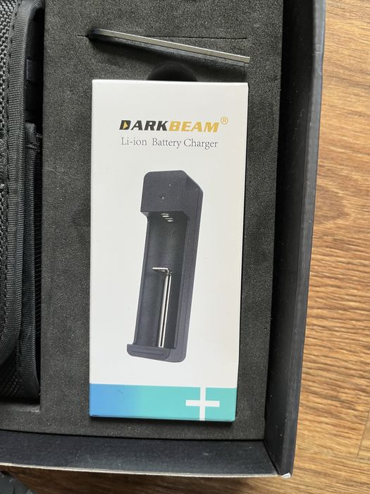 Latarka Darkbeam Ultra Bright Flashlight