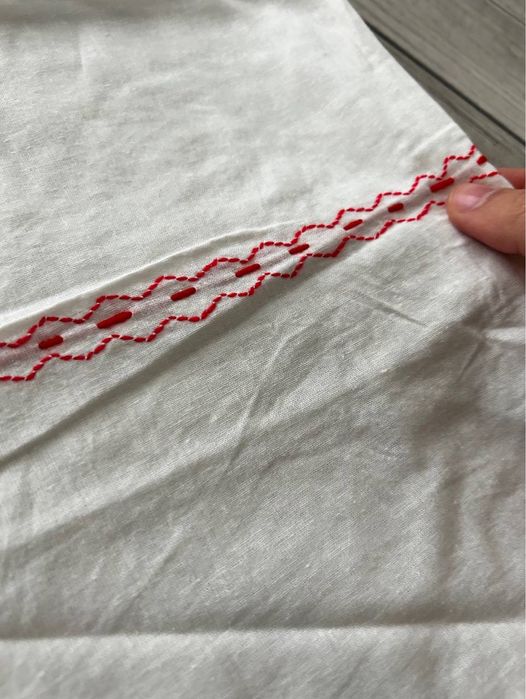 Дитяча стародавня  рубашка вишита хрестиком