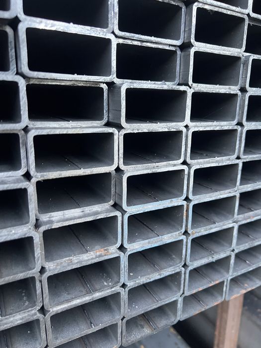 Profil stalowy zamknięty 80x40x2