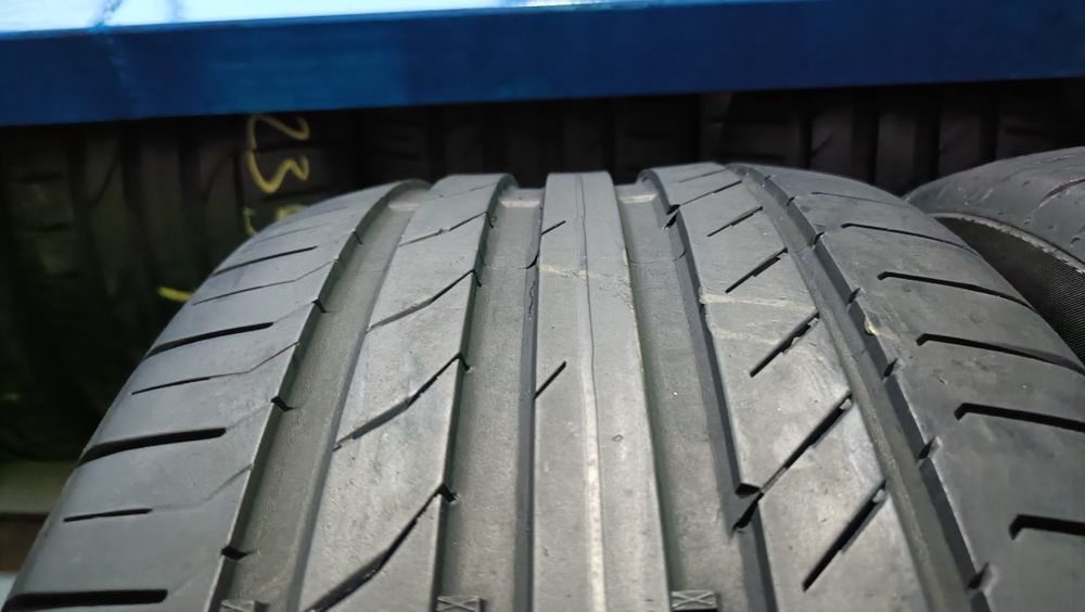Pneus 215/65/17 continental
