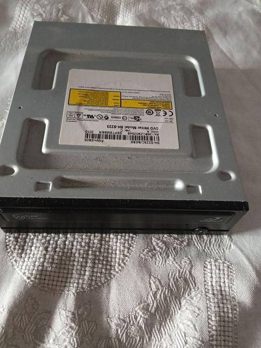 DVD drive reader and writer64552119453699123