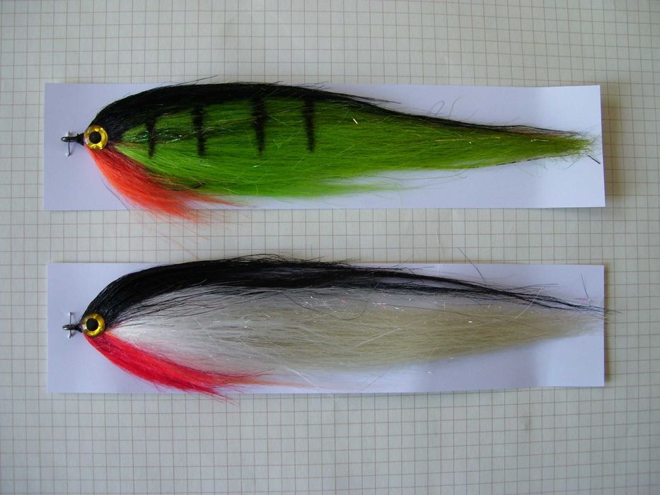 Mucha szczupakowa, streamer  kpl. 2 szt. hak 5/0