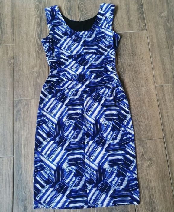 Сукні жіночі р.8 р.16